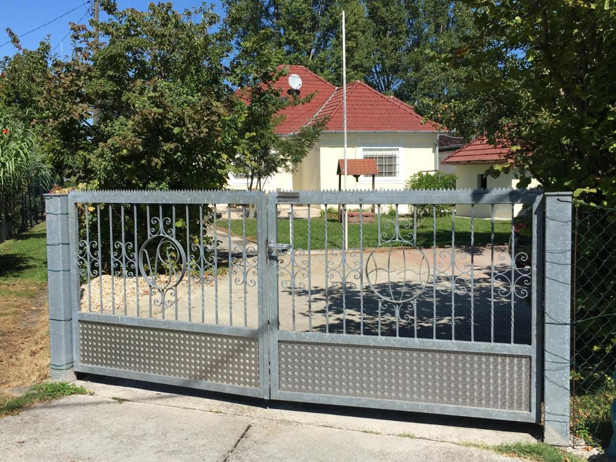Villa Ida Balatonmáriafürdő المظهر الخارجي الصورة